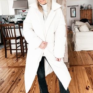 amomento oversized puffer coat